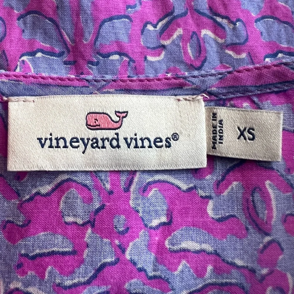 Vineyard Vine Anegada Block Print Ruffled Top, Notched Neck XS in Blue/pink - Picture 8 of 9